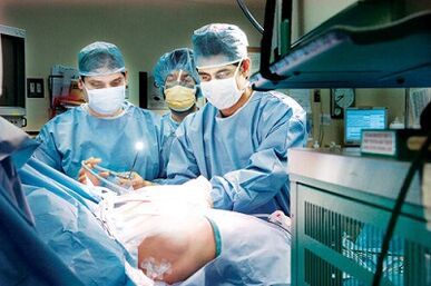 tiến hành một hoạt động để tăng thành viên