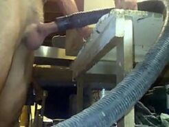 Sử dụng máy hút bụi để tăng thành viên tại nhà